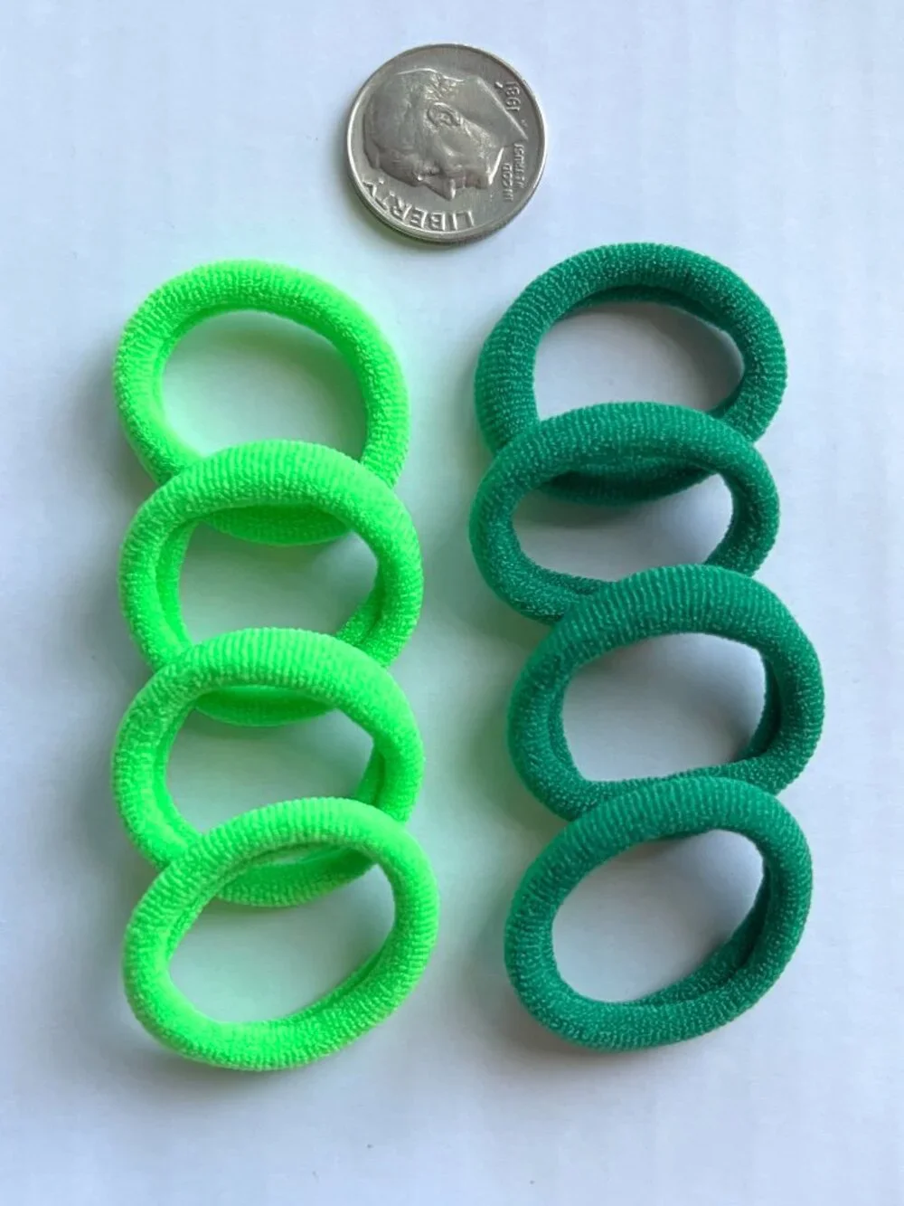 Green hair elastics NWOT *free in bundle*